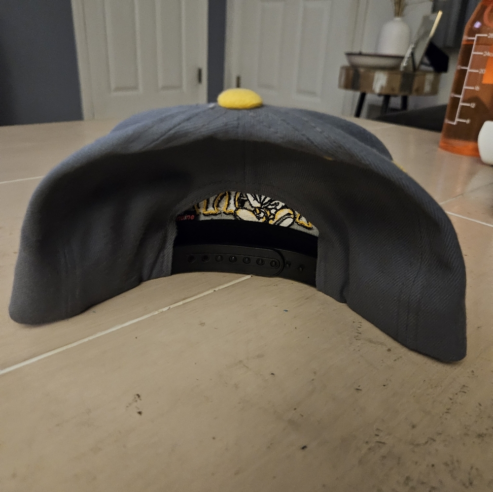 Volcom Snapback Hat - Picture 2 of 2